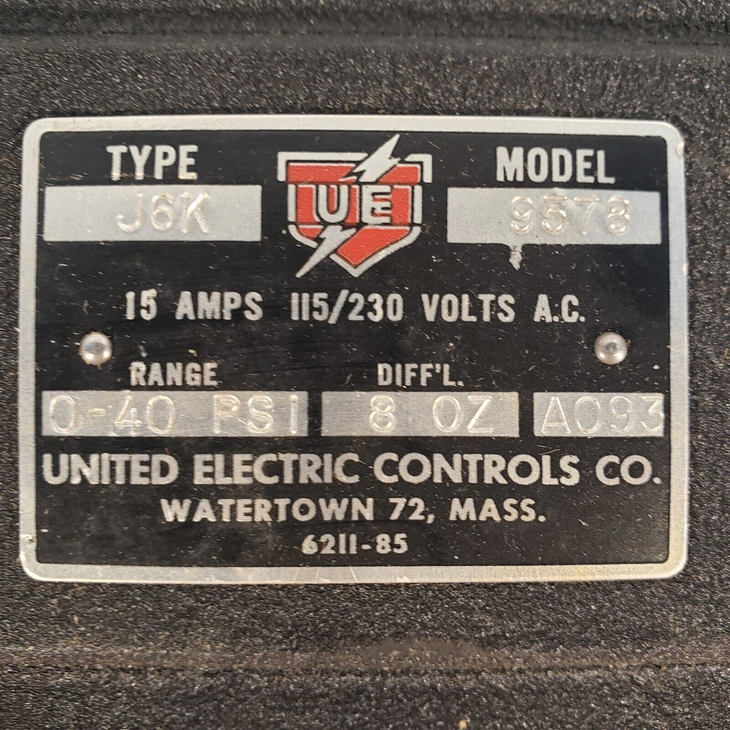 NOS UNITED ELECTRIC CONTROLS VALVE TYPE J6K MODEL 9578 15 AMP 115V 0-40 PSI