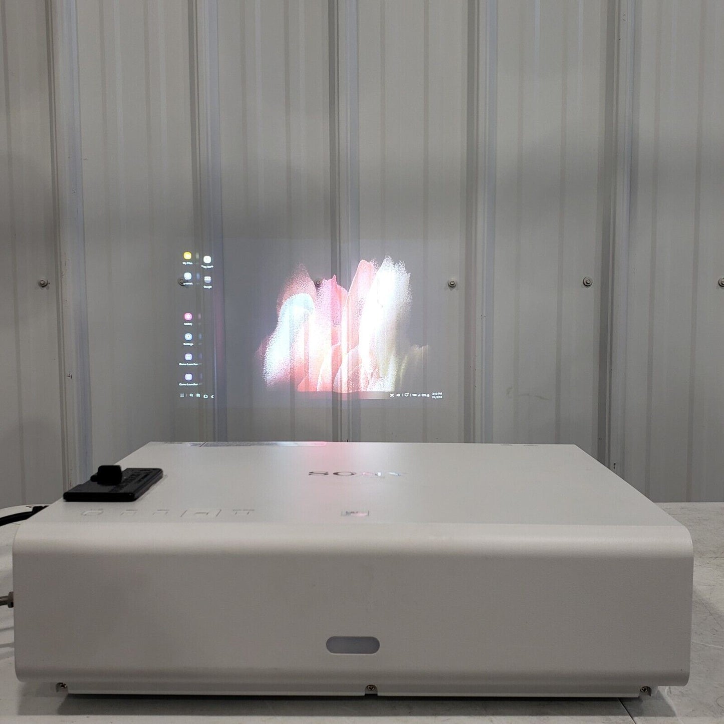 *Tested* Sony WU XGA VPL-CH350 HD HDMI 3LCD Projector w/ 2 Remotes