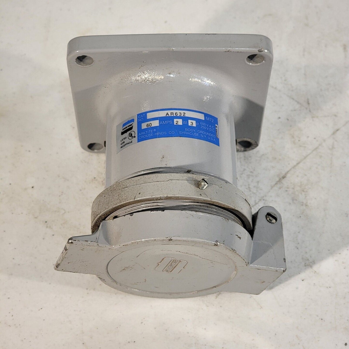 Eaton Crouse-Hinds AR632 Receptacle 60A 2 Wire 3 Pole 600VAC Body-Grounded