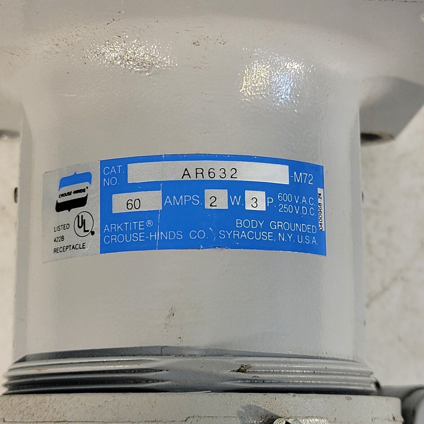 Eaton Crouse-Hinds AR632 Receptacle 60A 2 Wire 3 Pole 600VAC Body-Grounded