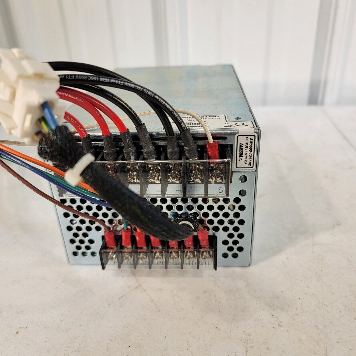 Power supply 12V 50A SWS600-12/LFN2 LAMBDA for Agilent Logic Analy 16901A 16804A