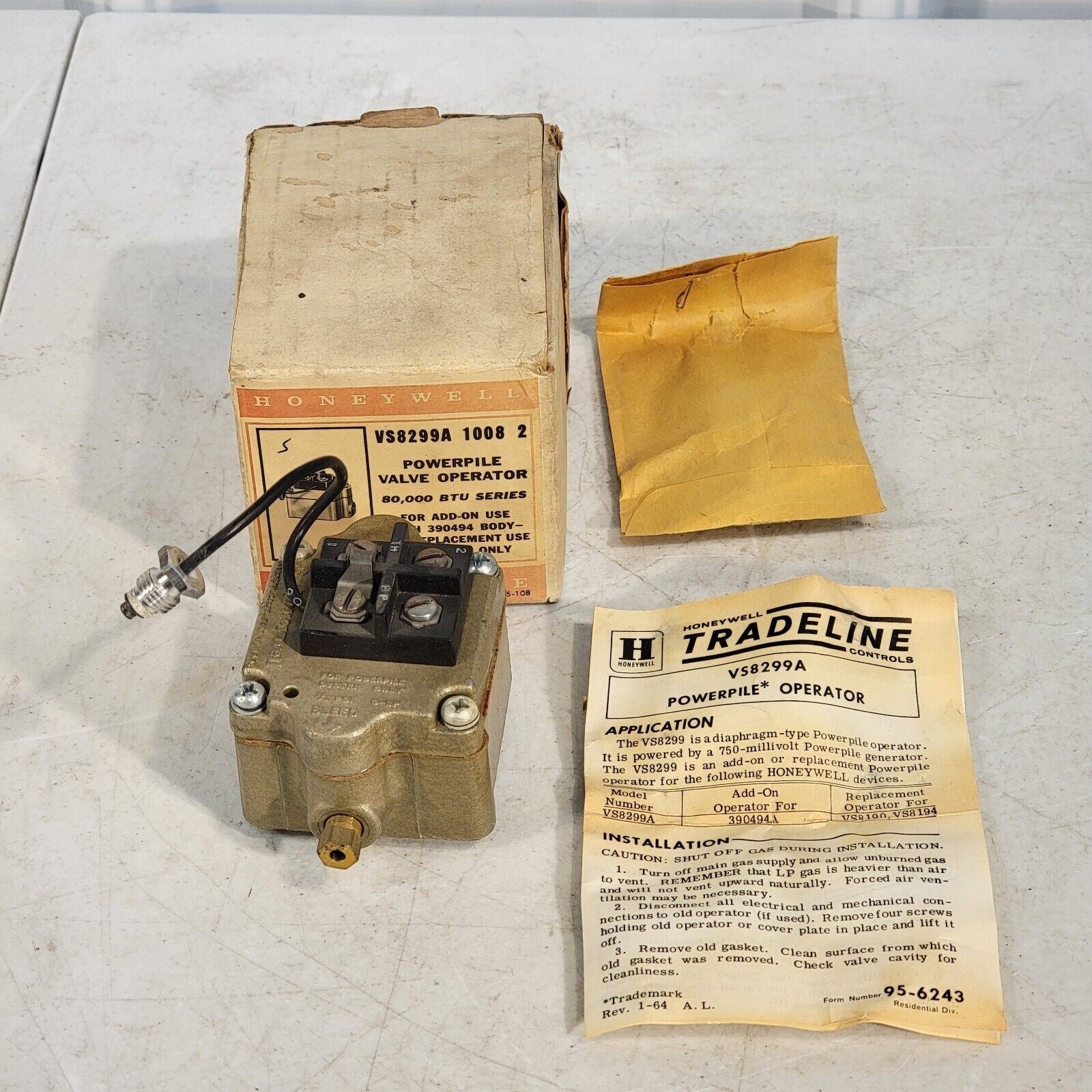 Honeywell Tradeline VS8299A 1008 2 PowerPile Valve Operator Lab