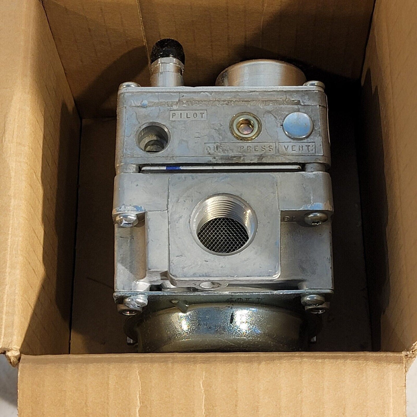 Robertshaw Furnace Valve 7200DERCP 7C1-C6F-019B 51H6OO1