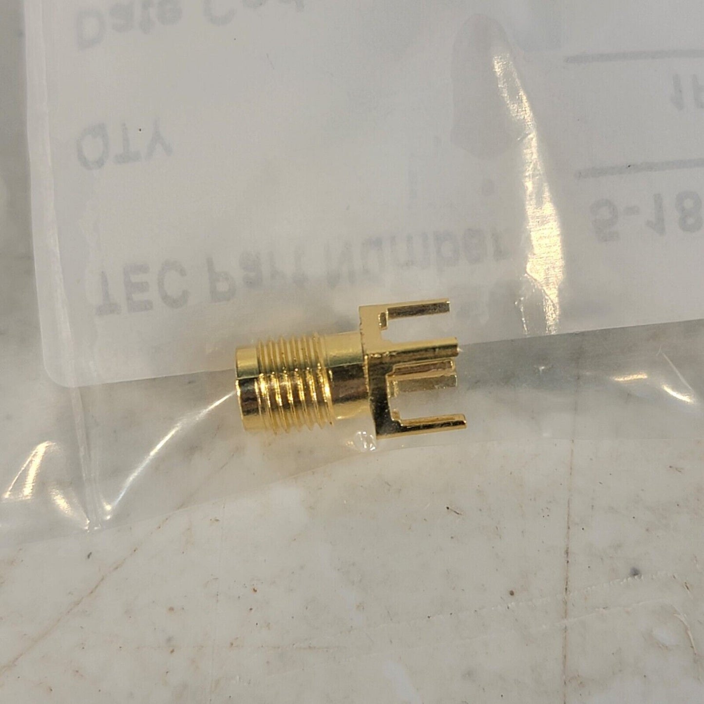 TE Connectivity SMA Jack 50 Ohm DC-3GHz Gold Plated Through-Hole PCB Connector