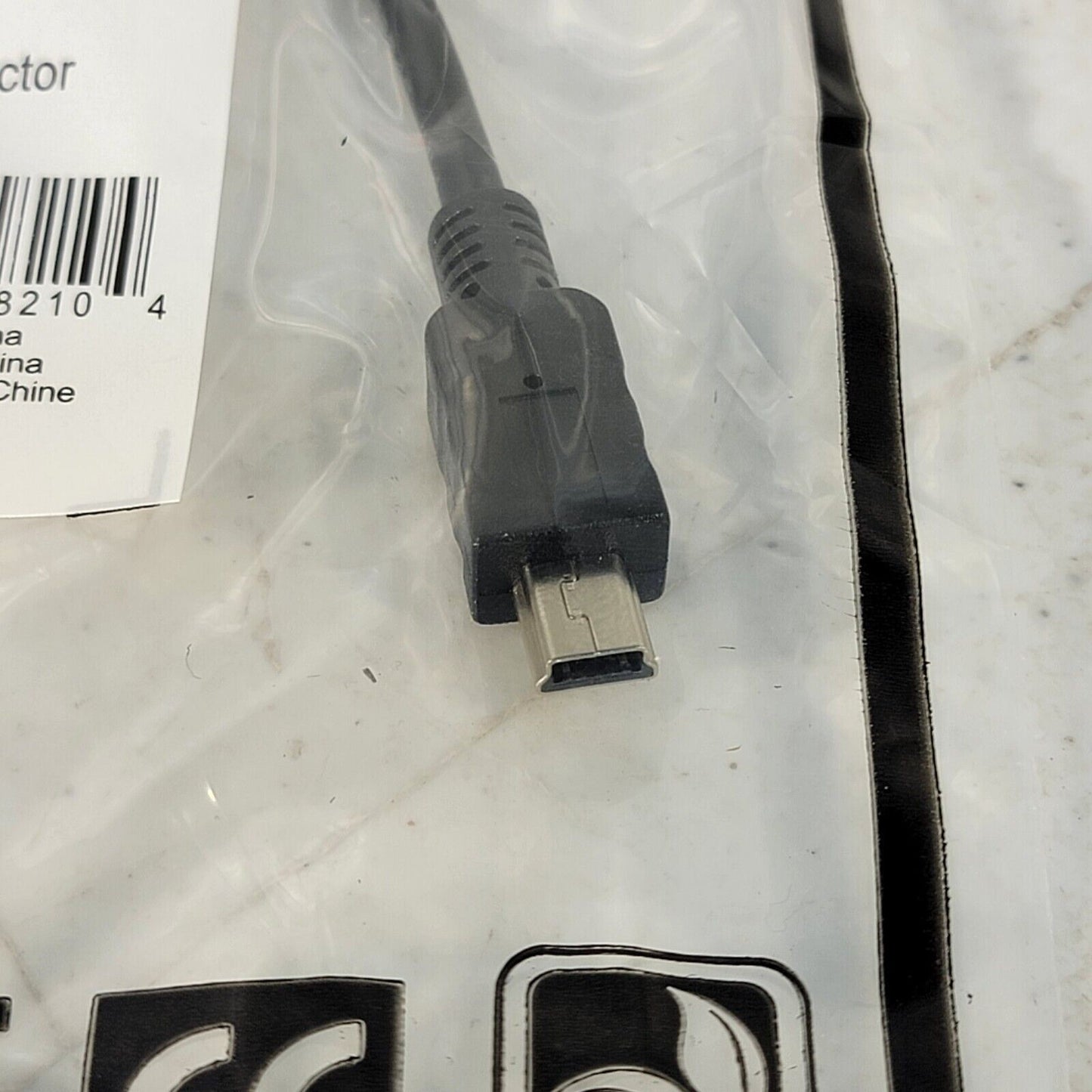 Tripp-Lite UR030-001 USB 2.0 Cable Reversible Male A To 5-Pin Mini-B Male 1 Foot