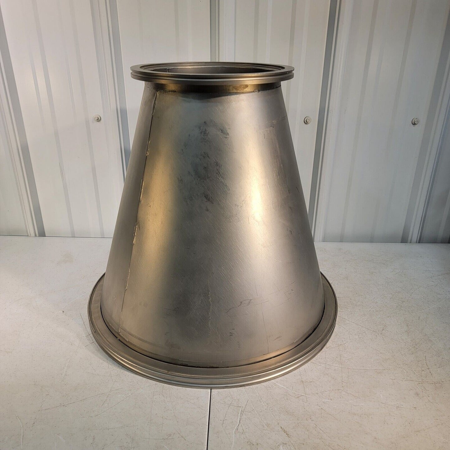 DN200 ISO-K Conical Reducer Flange DN400 ISO Stainless Steel High Vacuum Chamber