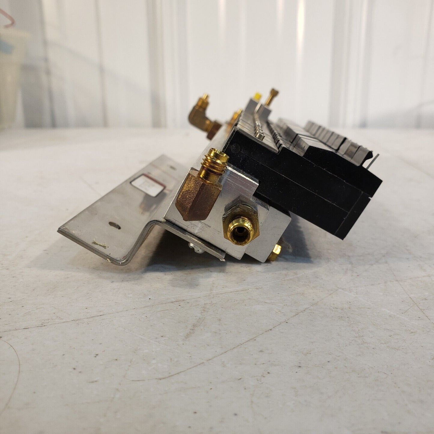 Humphrey P7054-1-2 Pneumatic Valve Manifold and Solenoid from Leco FP-528