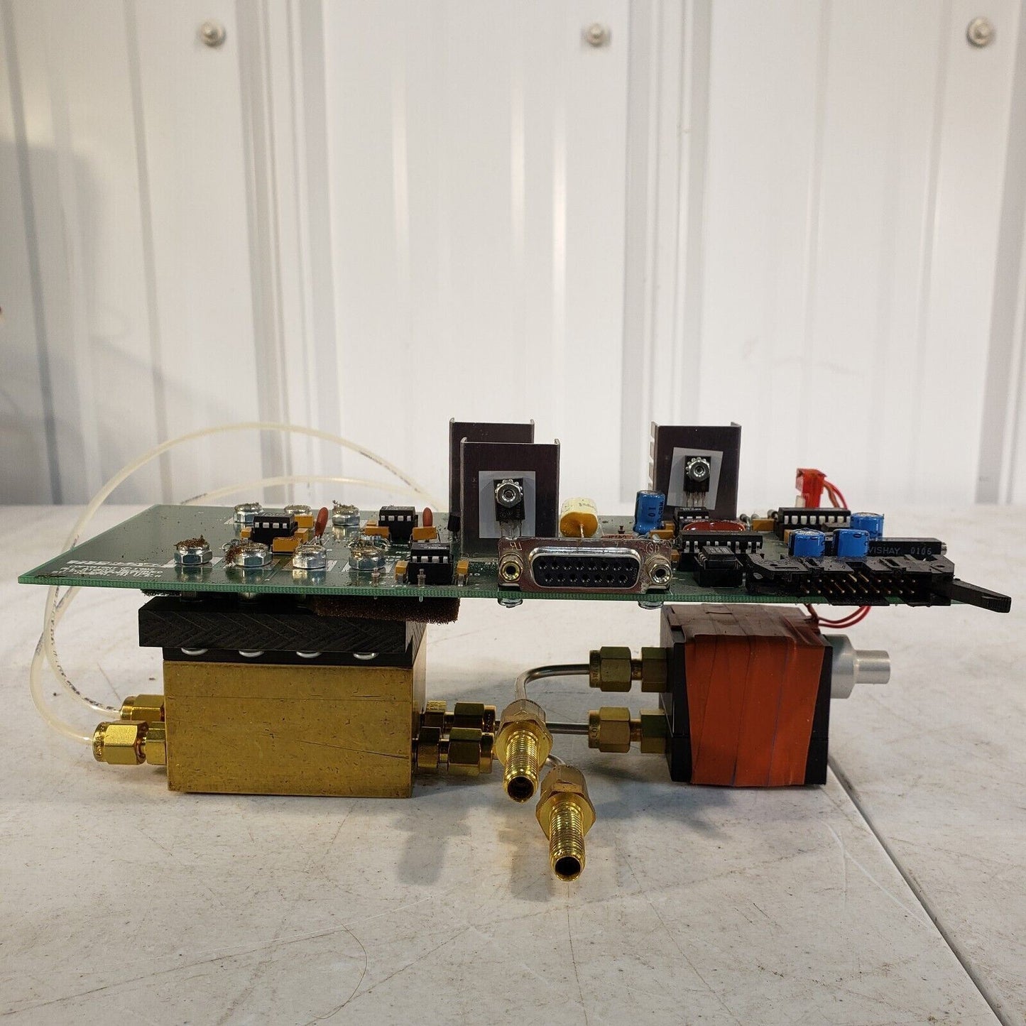 Leco TC Cell Preamp III 777-820 E5 Valve Solenoid Board