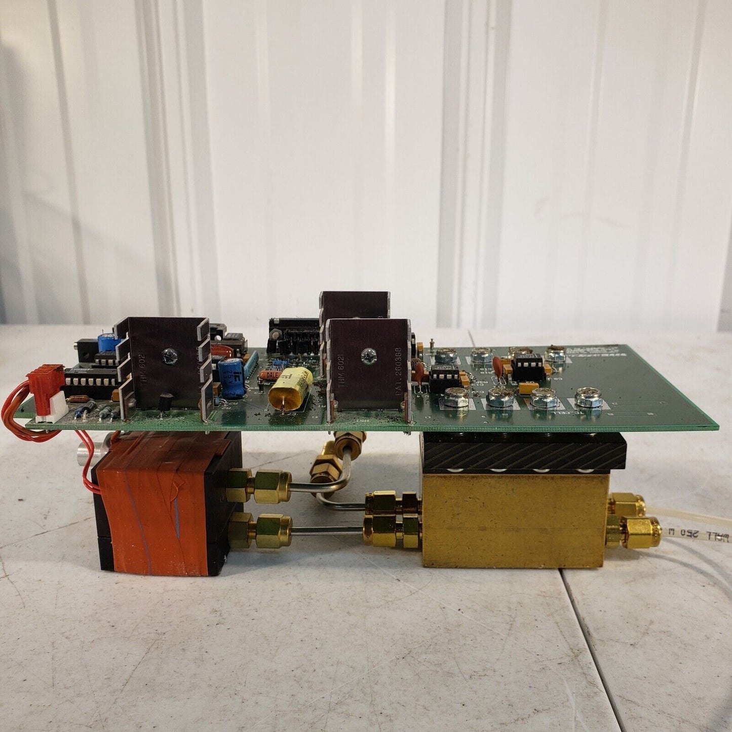 Leco TC Cell Preamp III 777-820 E5 Valve Solenoid Board