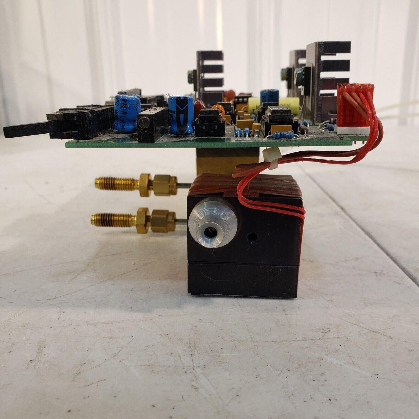 Leco TC Cell Preamp III 777-820 E5 Valve Solenoid Board