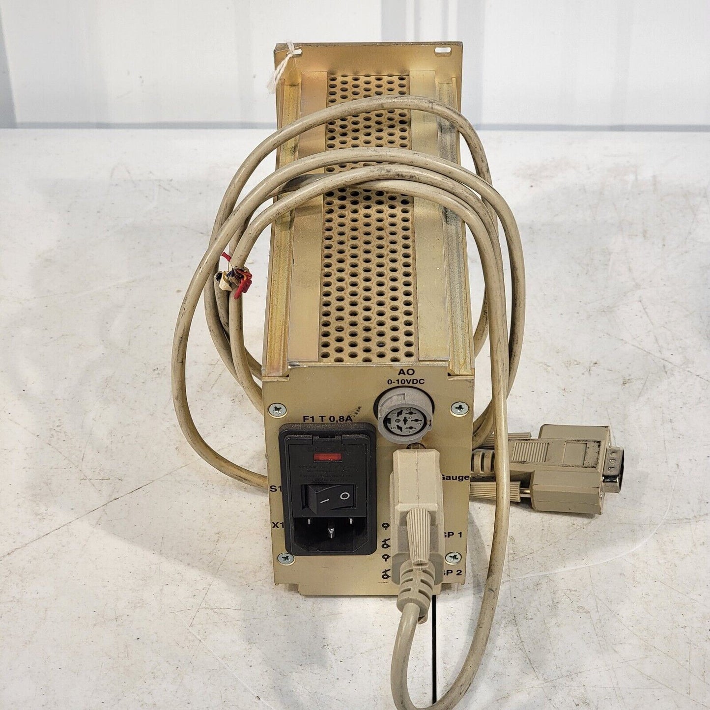 Pfeiffer Vacuum DPG 101 Pressure Gauge DigiLine PT G10 010