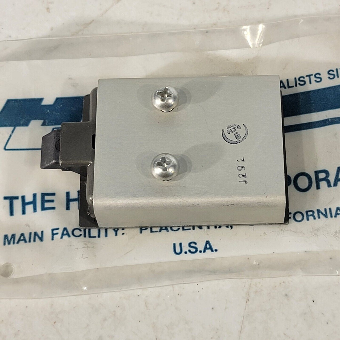 Hartwell H2042-23-040 Spring-Loaded Latch