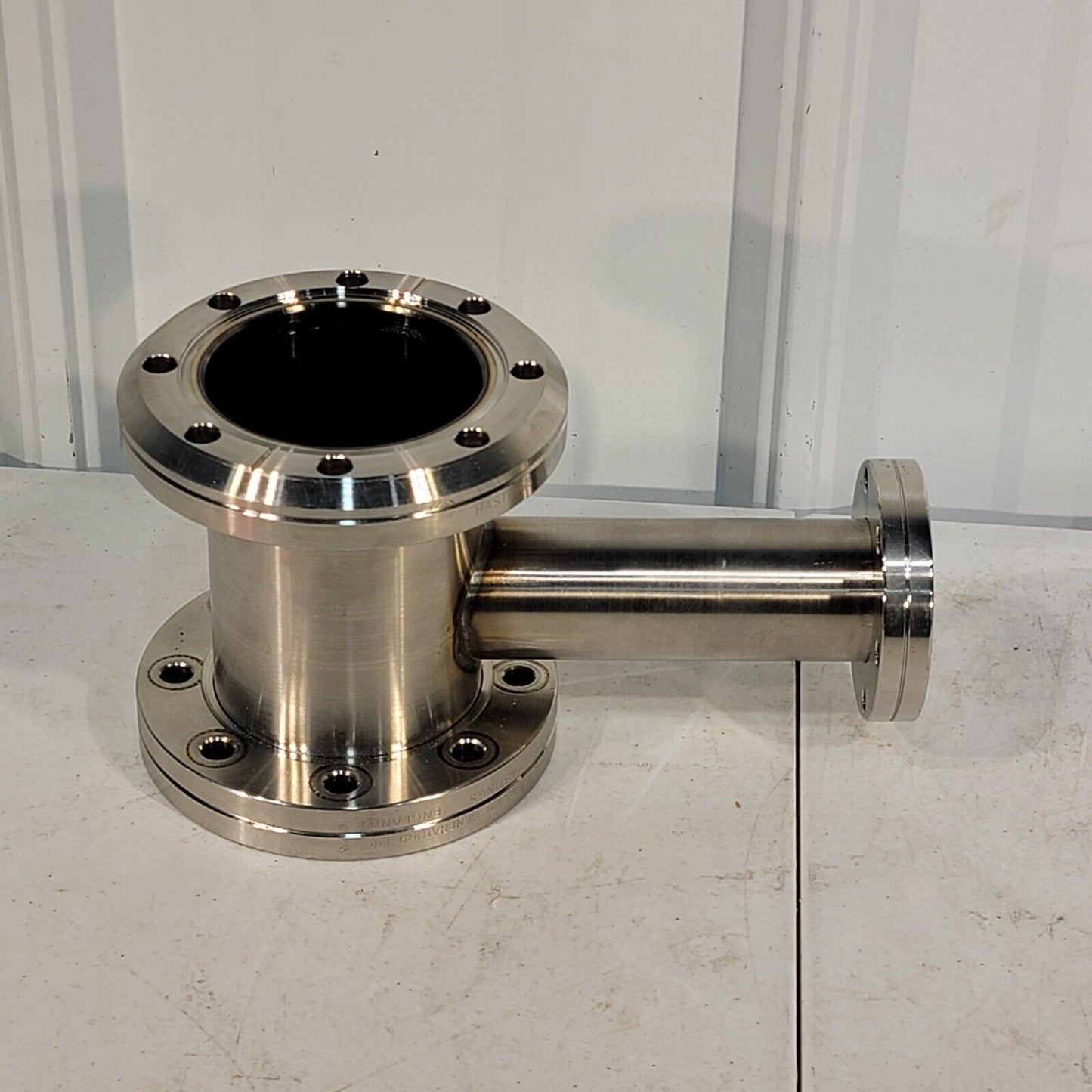 Hastings Conflat Reducer Tee 4.5" DN63CF to 2.75" DN35CF CF High Vacuum