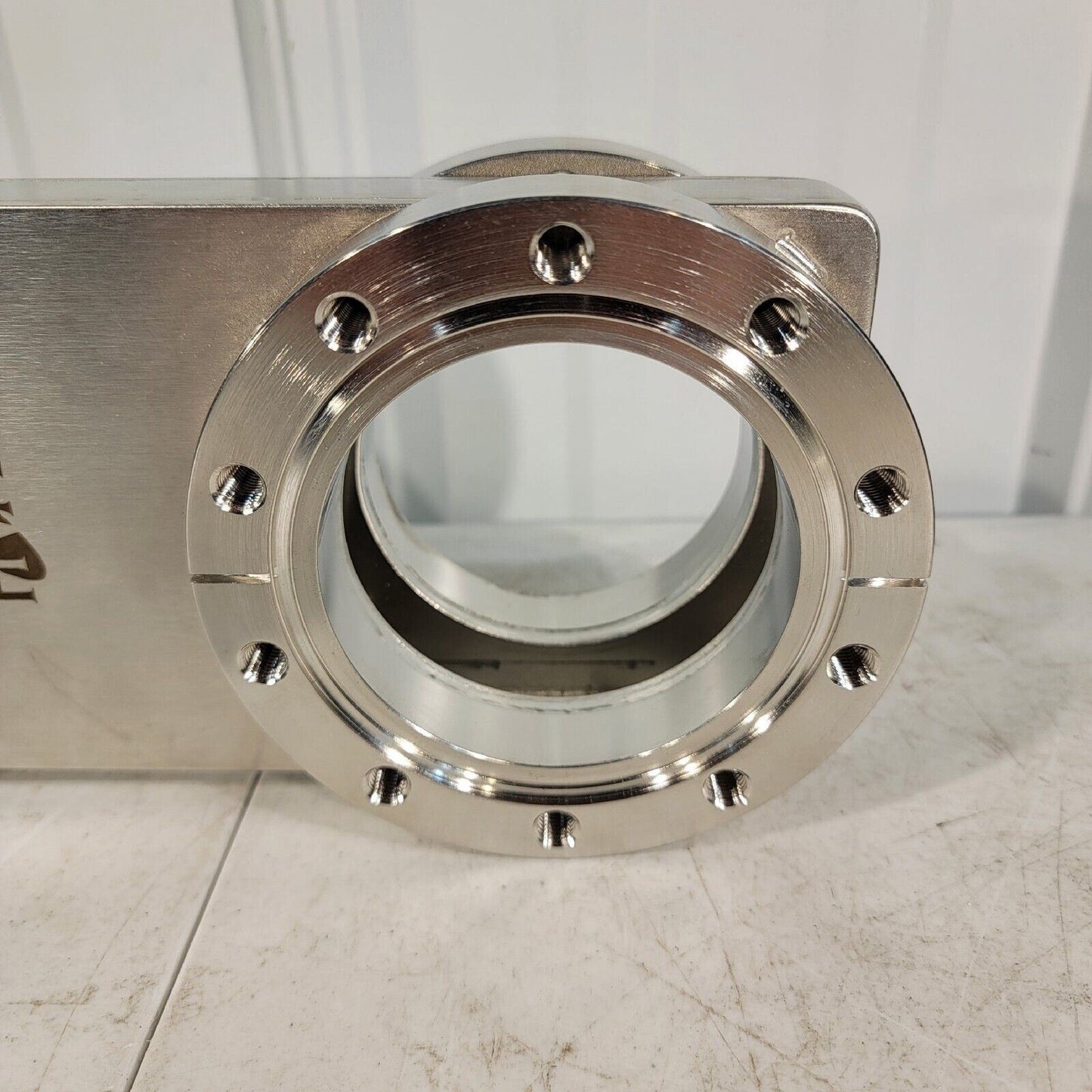 HVA High Vacuum 4.5" DN63CF Conflat Gate Valve Pneumatic 11210-0300R