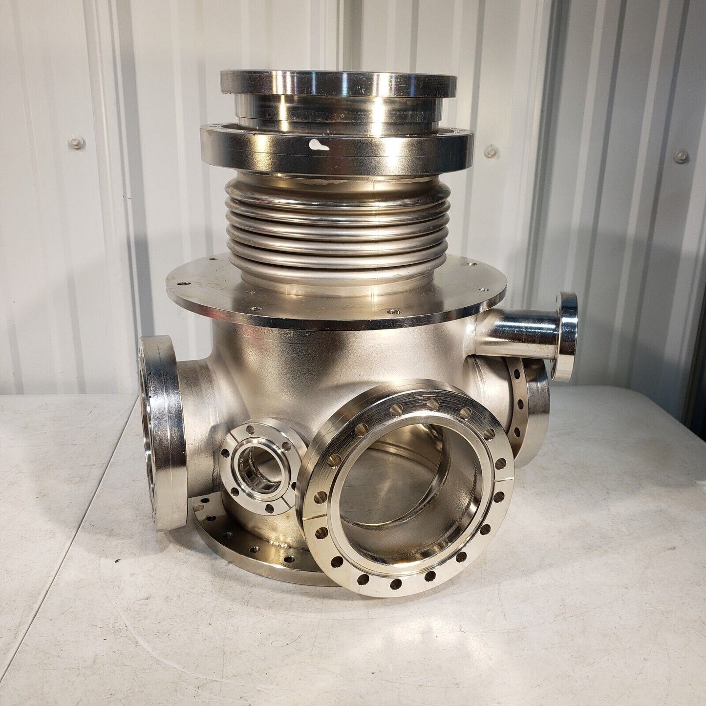 UHV Stainless Steel High Vacuum Chamber w/ Bellows, Conflat 10", 8" CF Flanges