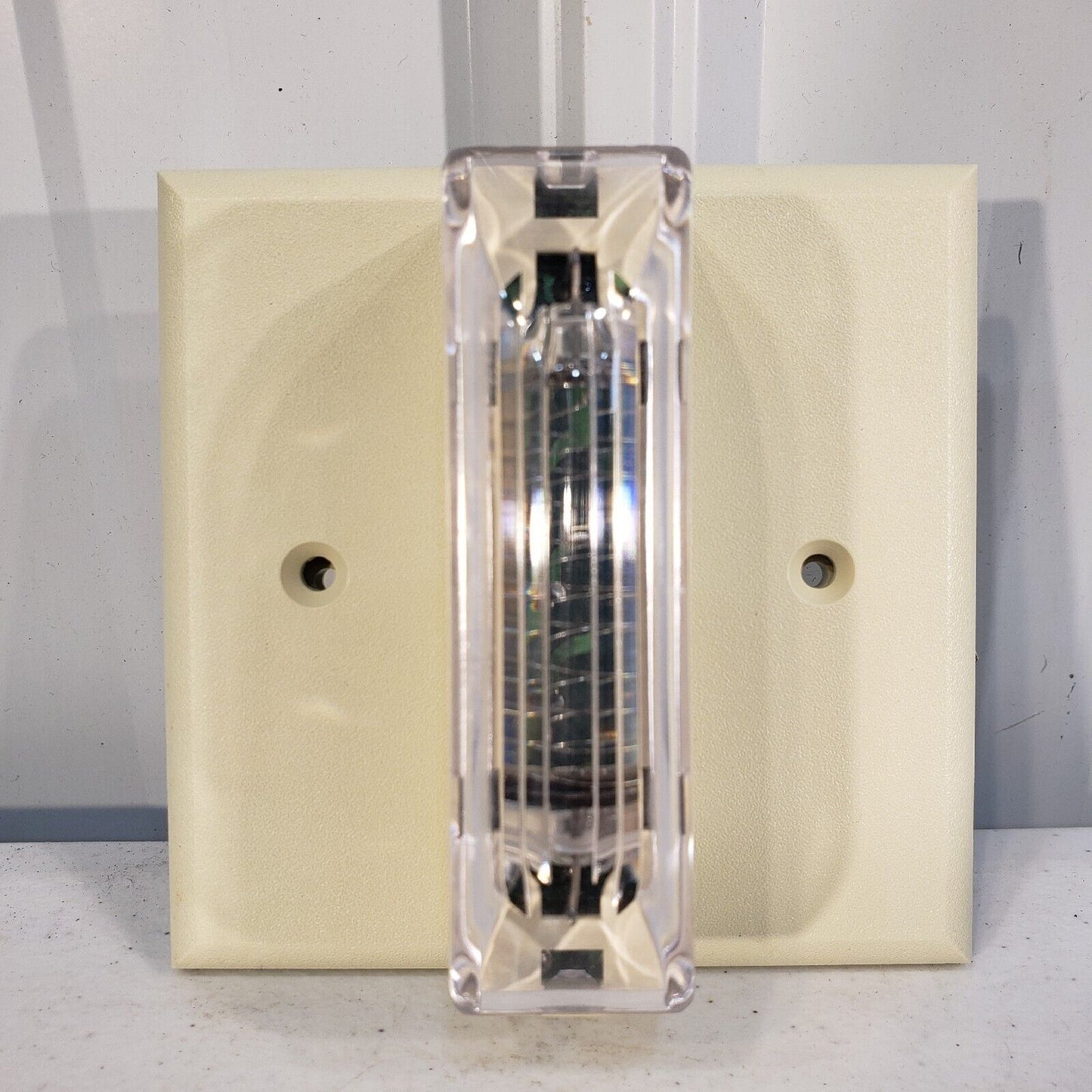 Gentex Strobe GXS-120 UL Fire Signalling Light Appliance