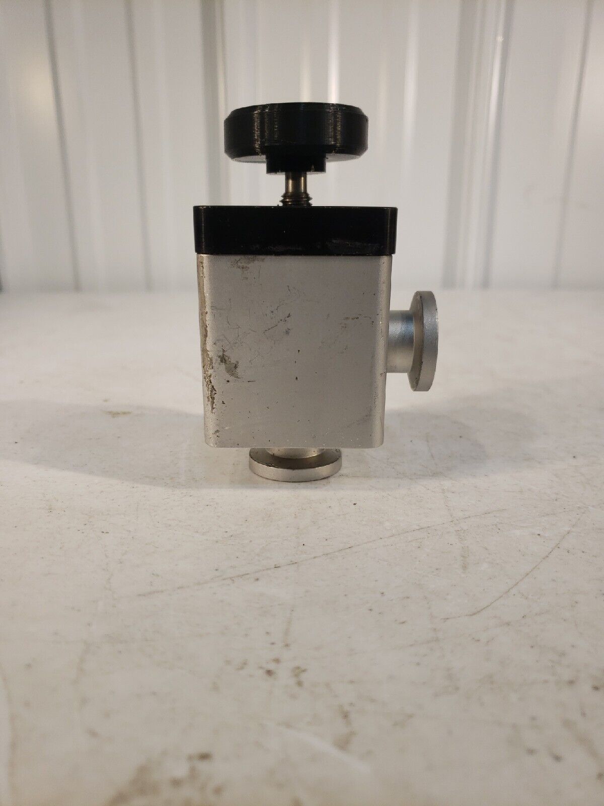 Varian L6280-301 Aluminum Block Bellows Valve NW-16-H/O High Vacuum