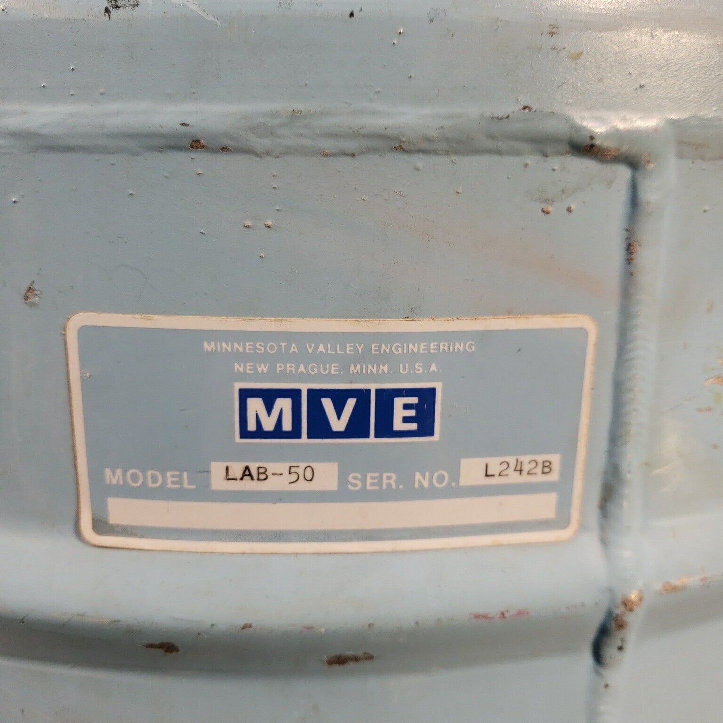 MVE Cryogenics Lab-50 Liquid Nitrogen Tank Dewar