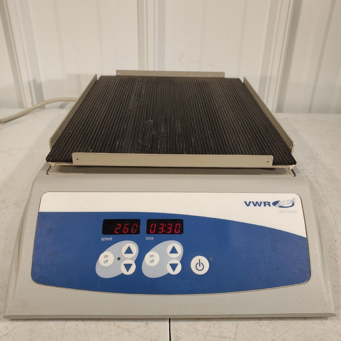 VWR Mini Orbital Shaker 980125 TESTED w/ New Drive Belt and Extra Belt Included