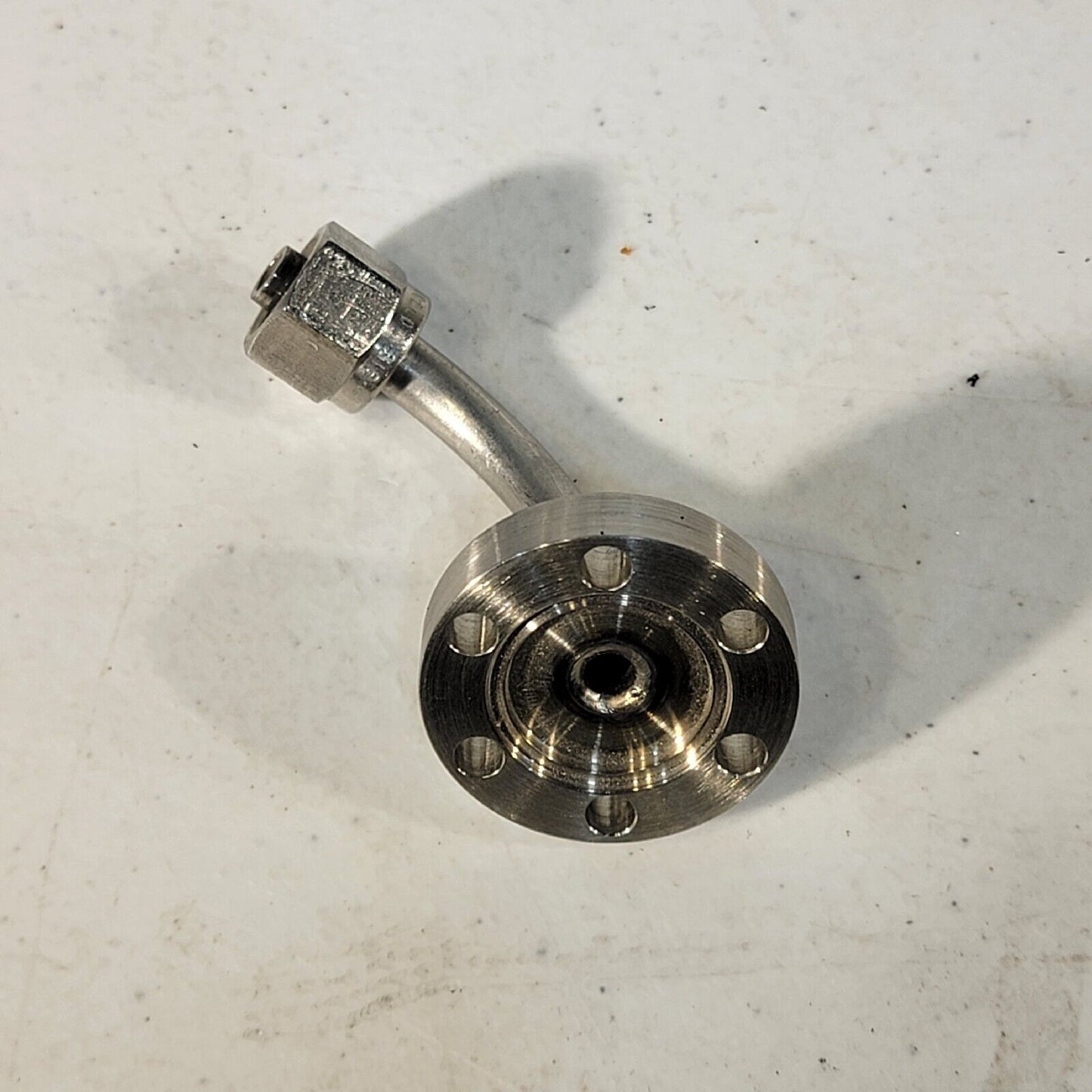 DN16CF 1.33" Mini CF to 1/4" Female Swagelok Fitting Adapter 90° Elbow