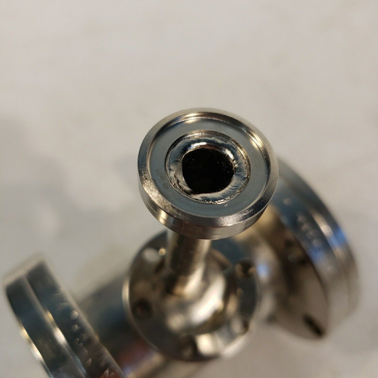 Varian 2.75" DN35CF to 1.33" DN16CF Conflat Reducer Tee High Vacuum Stainless