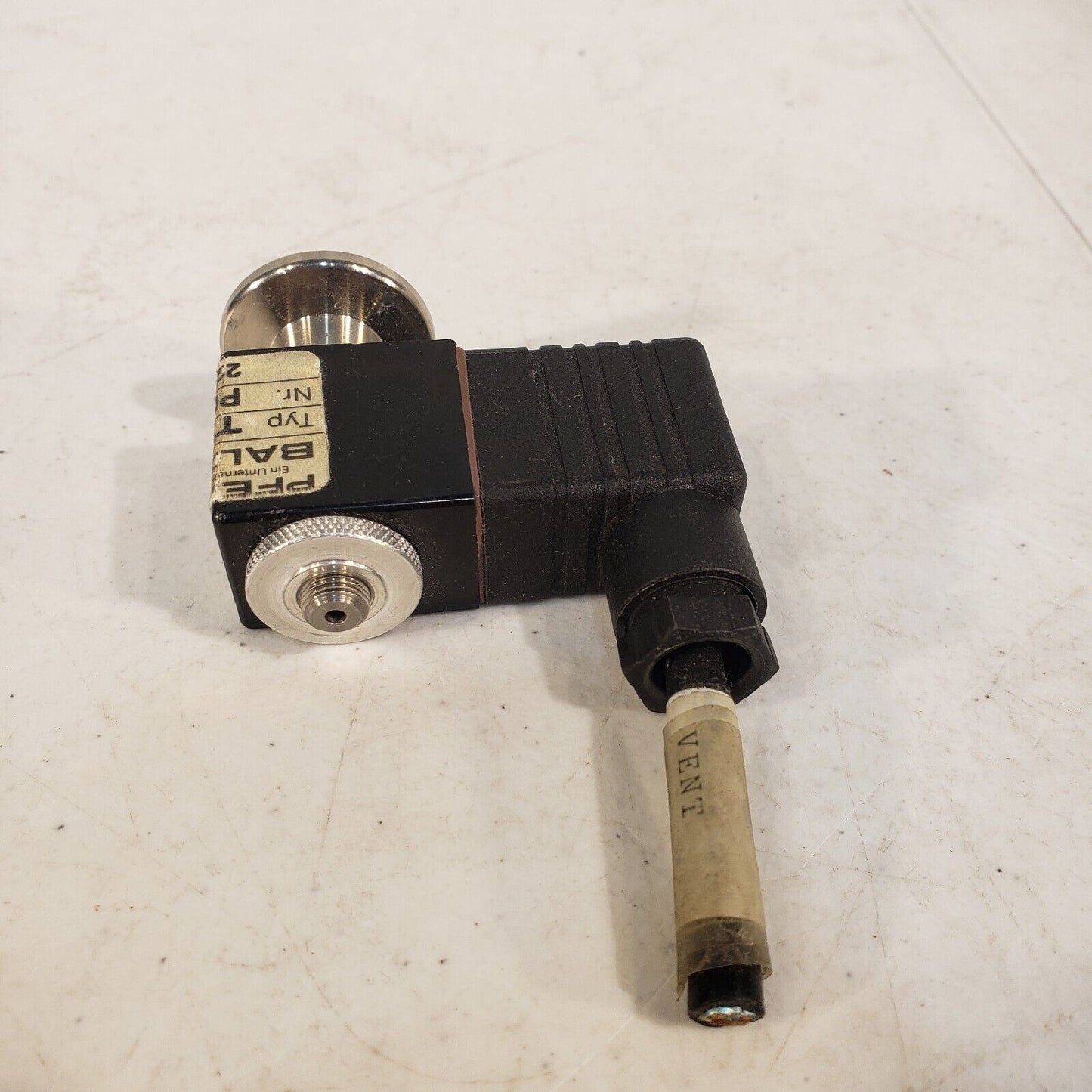 Pfeiffer Balzers Vacuum Vent Valve TSF 010 #W1268 PM Z01 010