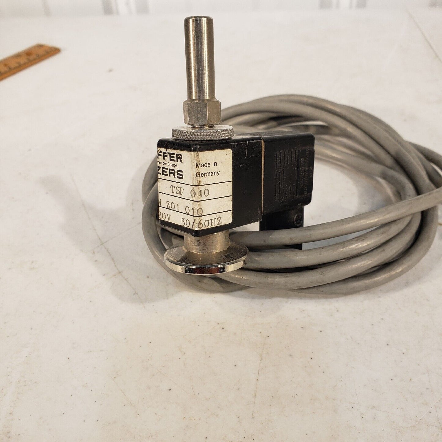 Pfeiffer Balzers Vacuum Vent Valve TSF 010 #W1268