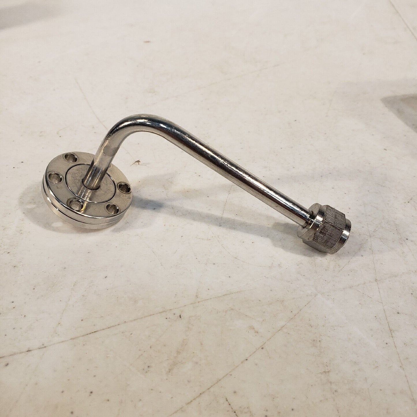 DN16CF 1.33" Conflat to 1/4" Swagelok L-Bracket Stainless Steel High Vacuum