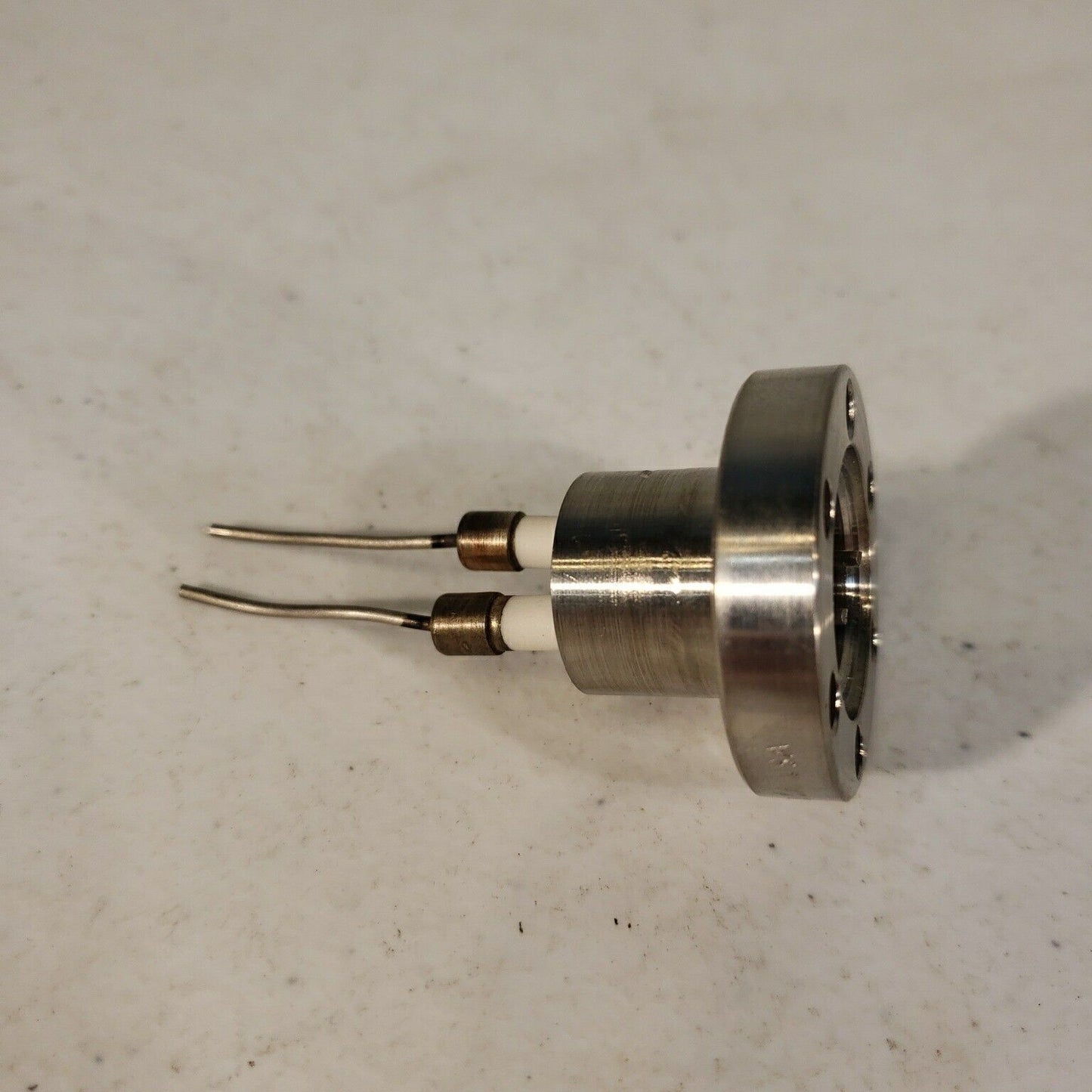 1.33" DN16CF MDC 2-Pin High Vacuum Electrical Feedthrough Conflat Stainless St