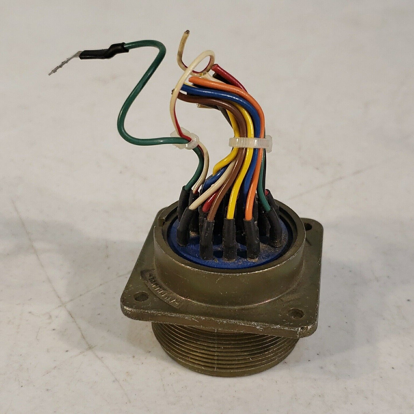 Amphenol 97-3102A-28-16S 20-Pin Position Box Receptacle