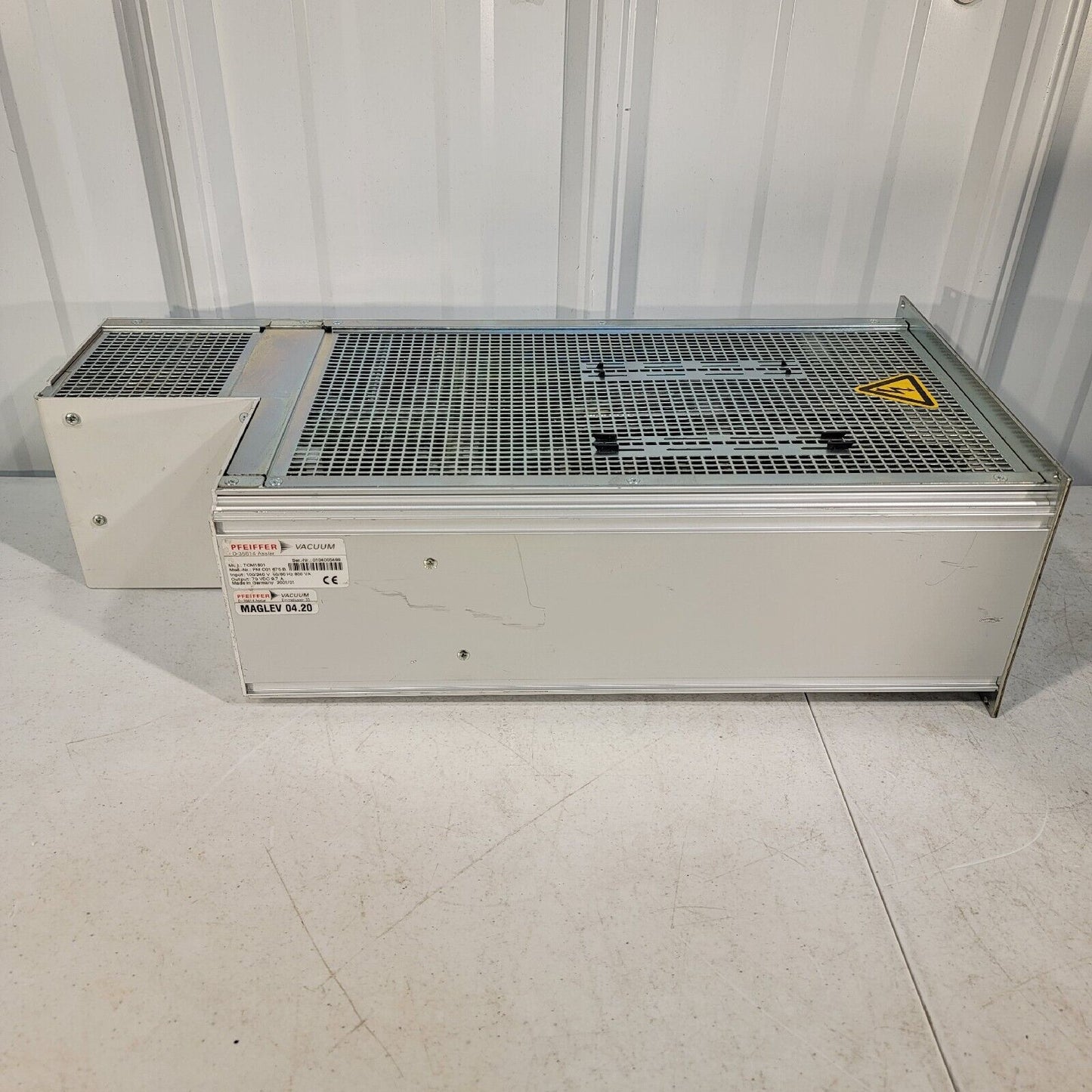 Pfeiffer TCM 1601 Maglev Turbo Molecular Pump Controller PM C01 675 B