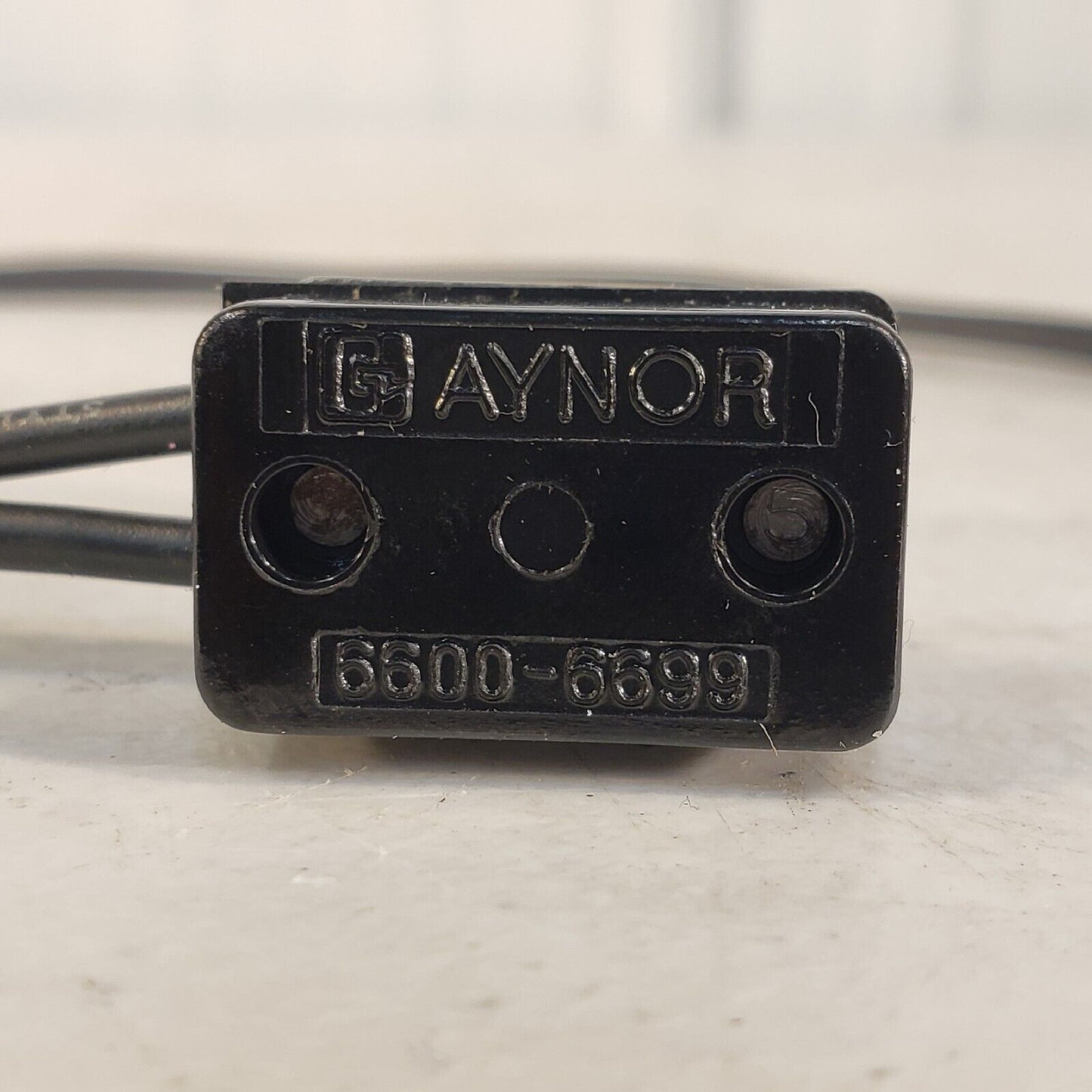 GAYNOR 6600-6699 ELECTRIC PUSH SWITCH