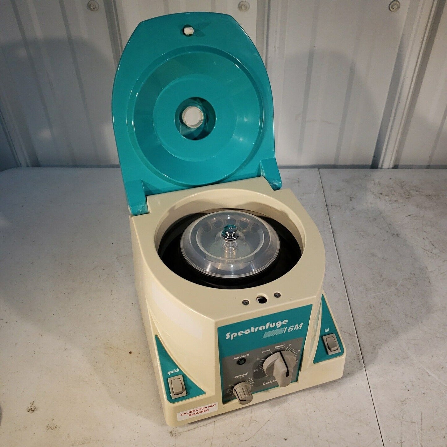 National Labnet CO. 16M Spectrafuge C0160-T Tested Working w/ Rotor + Cover