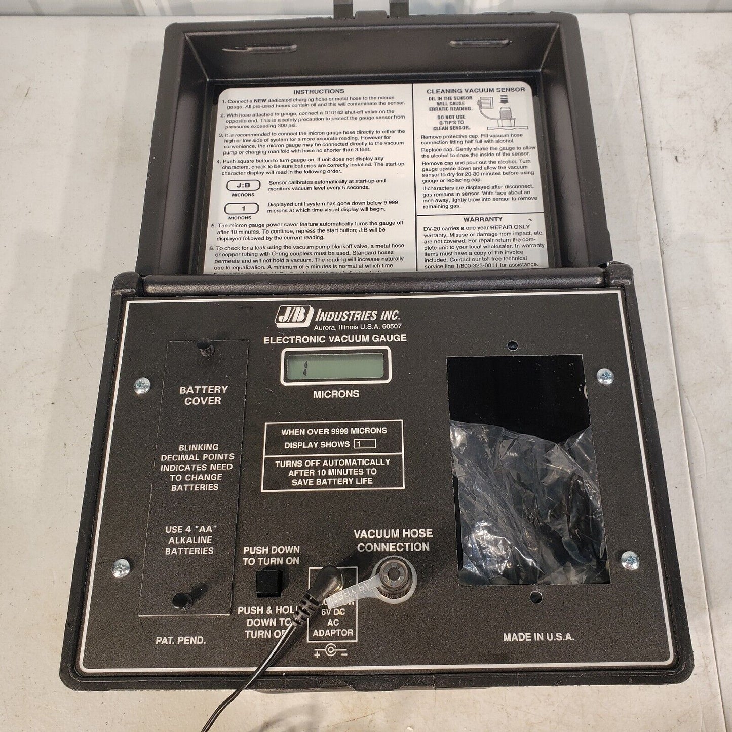 JB Industries DV-20 Digital Vacuum Gauge Controller Powers On