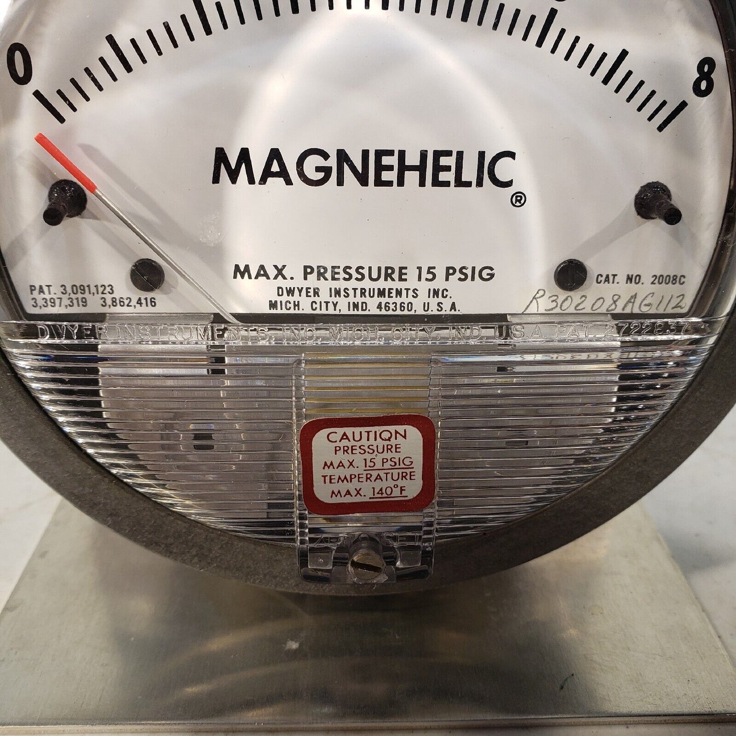 Dwyer 2008C Magnehelic Differential Pressure Gauge Max 15 PSIG Max 140⁰F