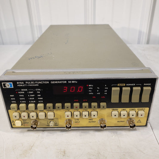 Hewlett Packard HP 8116A Pulse / Function Generator   (TI23-1960)
