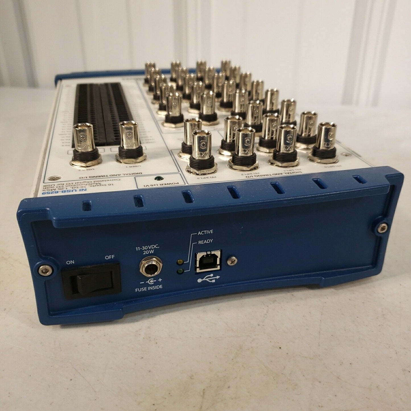 National Instruments USB-6259 Multifunction I/O Device Tested Powers On