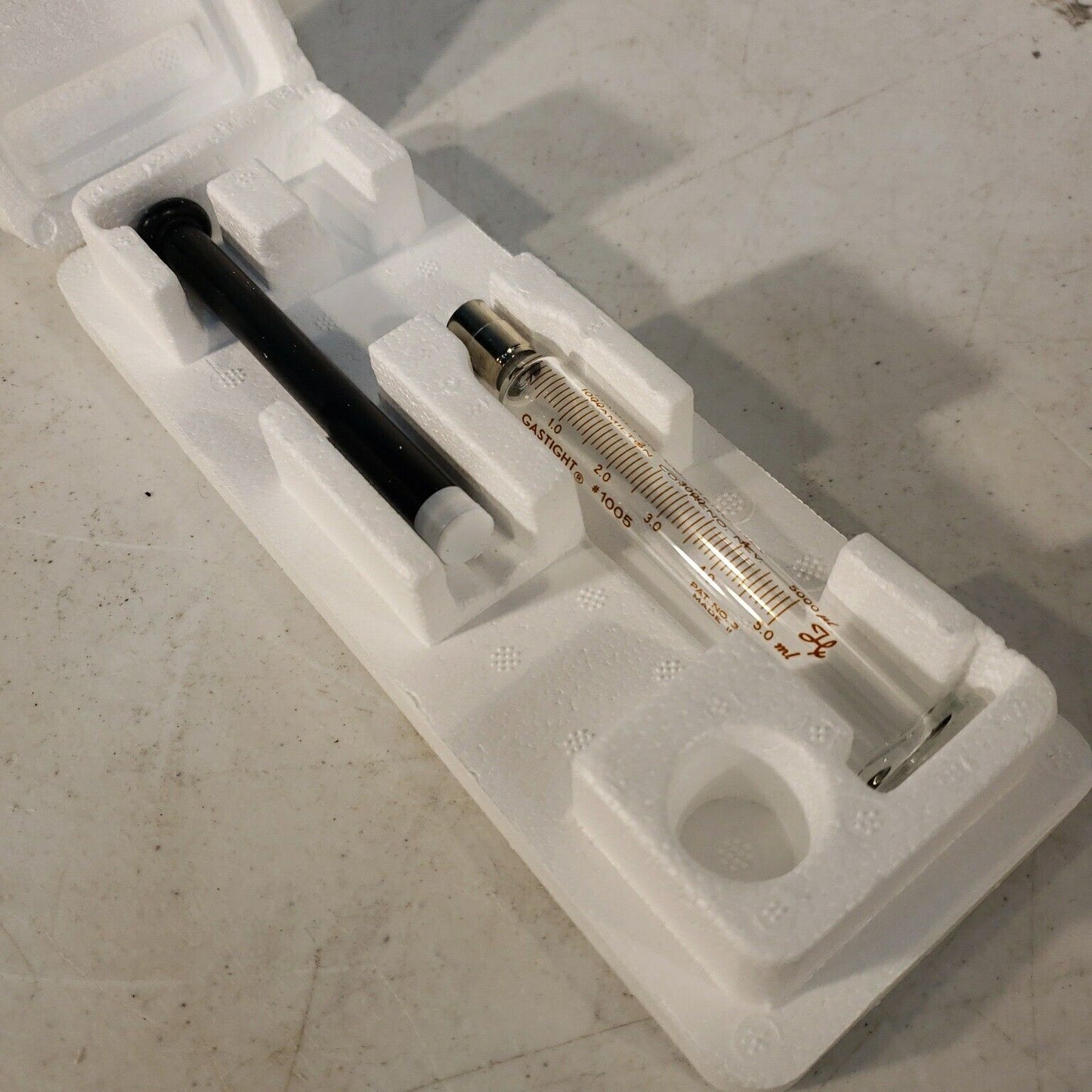 Hamiltom Co 81520 HPLC Syringe 5 mL Gastight 1005 TLL, PTFE Luer Lock