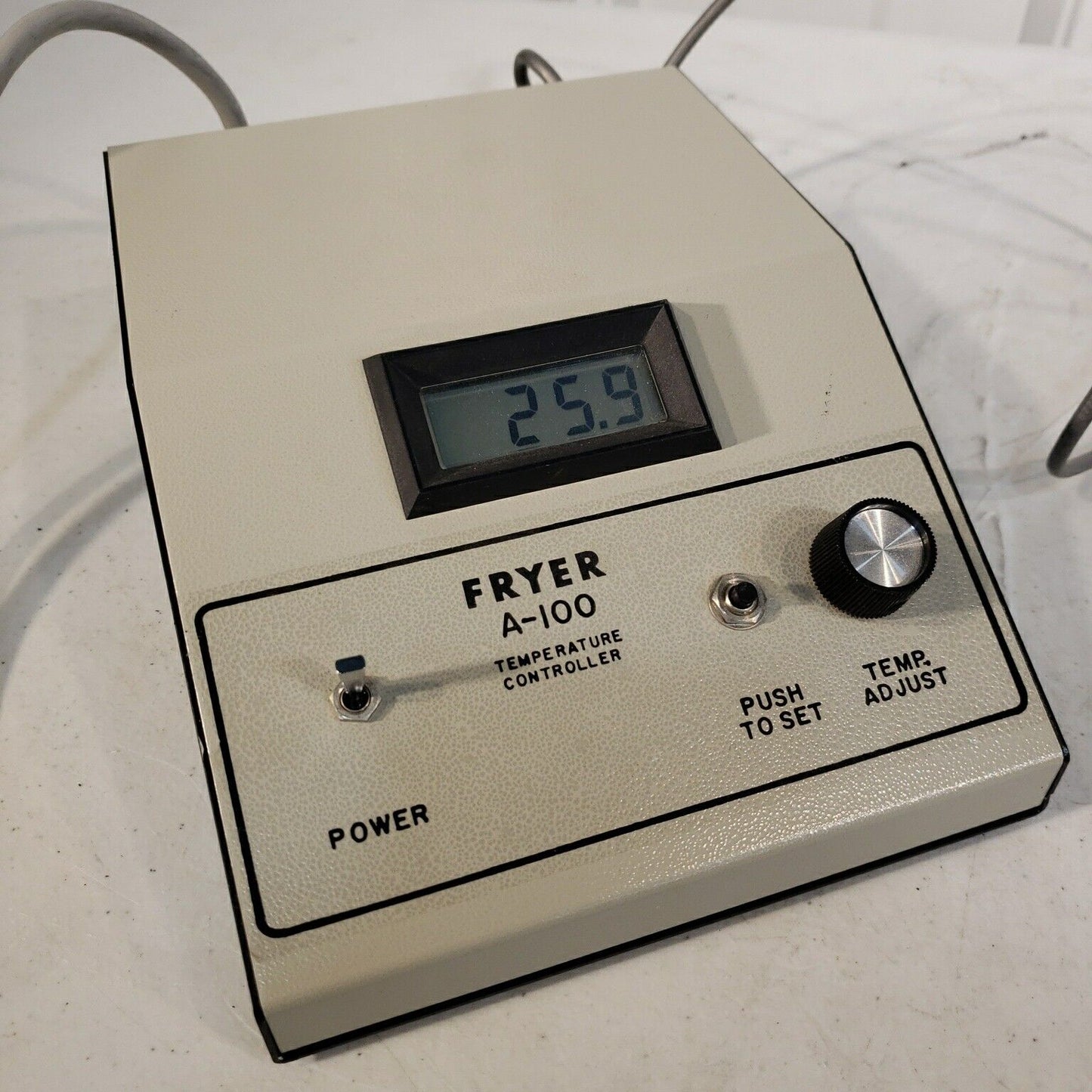 Frank E. Fryer A-100 Temperature Controller Temp. Adjust