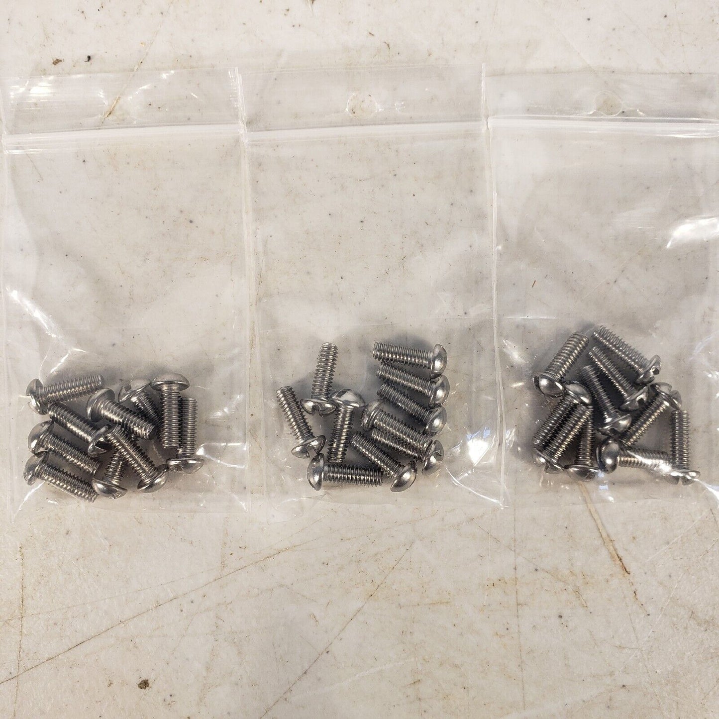 Interline Brands 8/32-1/2" Screws 3x Packs 10 Scews Per Pack 72-0112