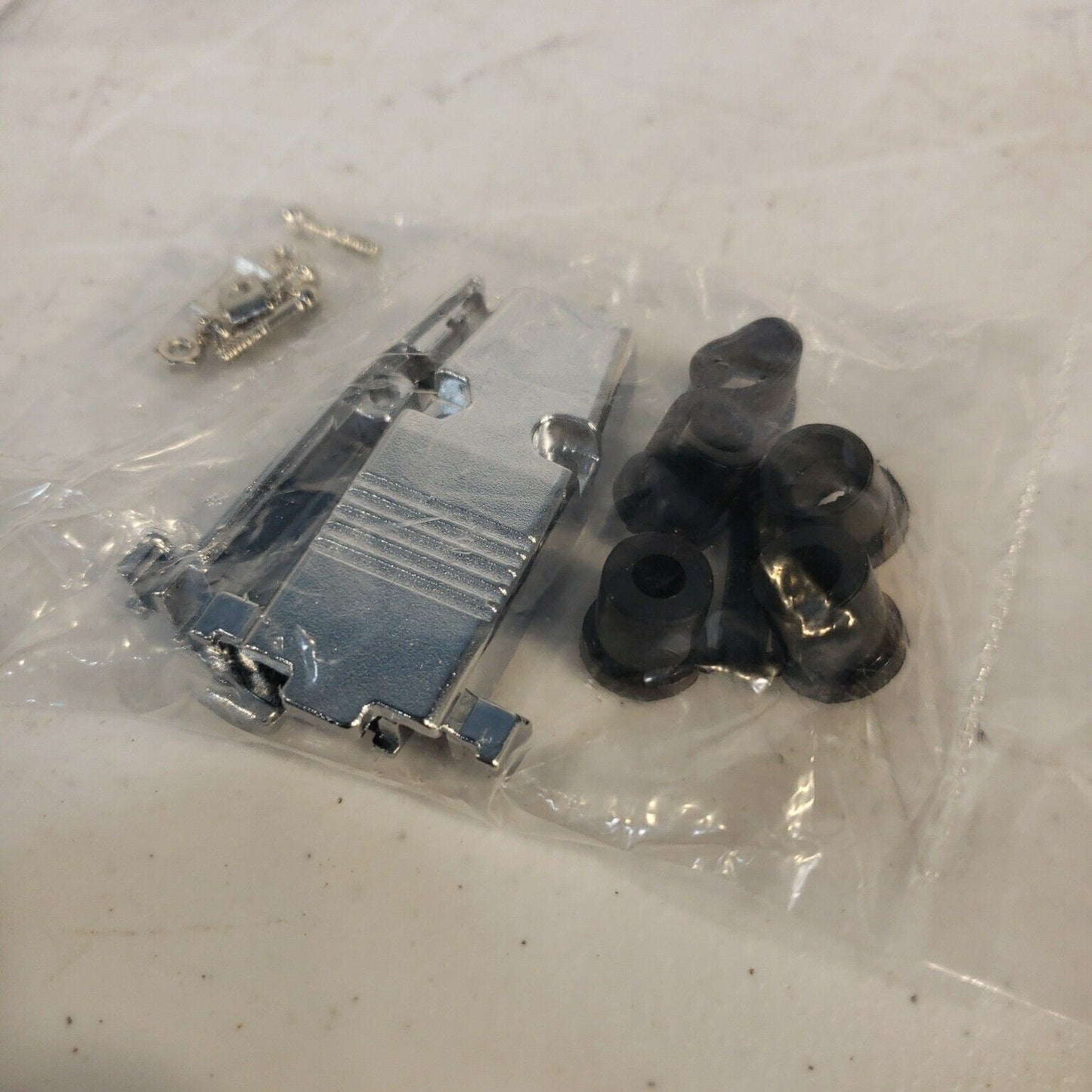 D-Sub Hood for 9 pin DB09 DB9 Connector Metal 5 pcs Lot