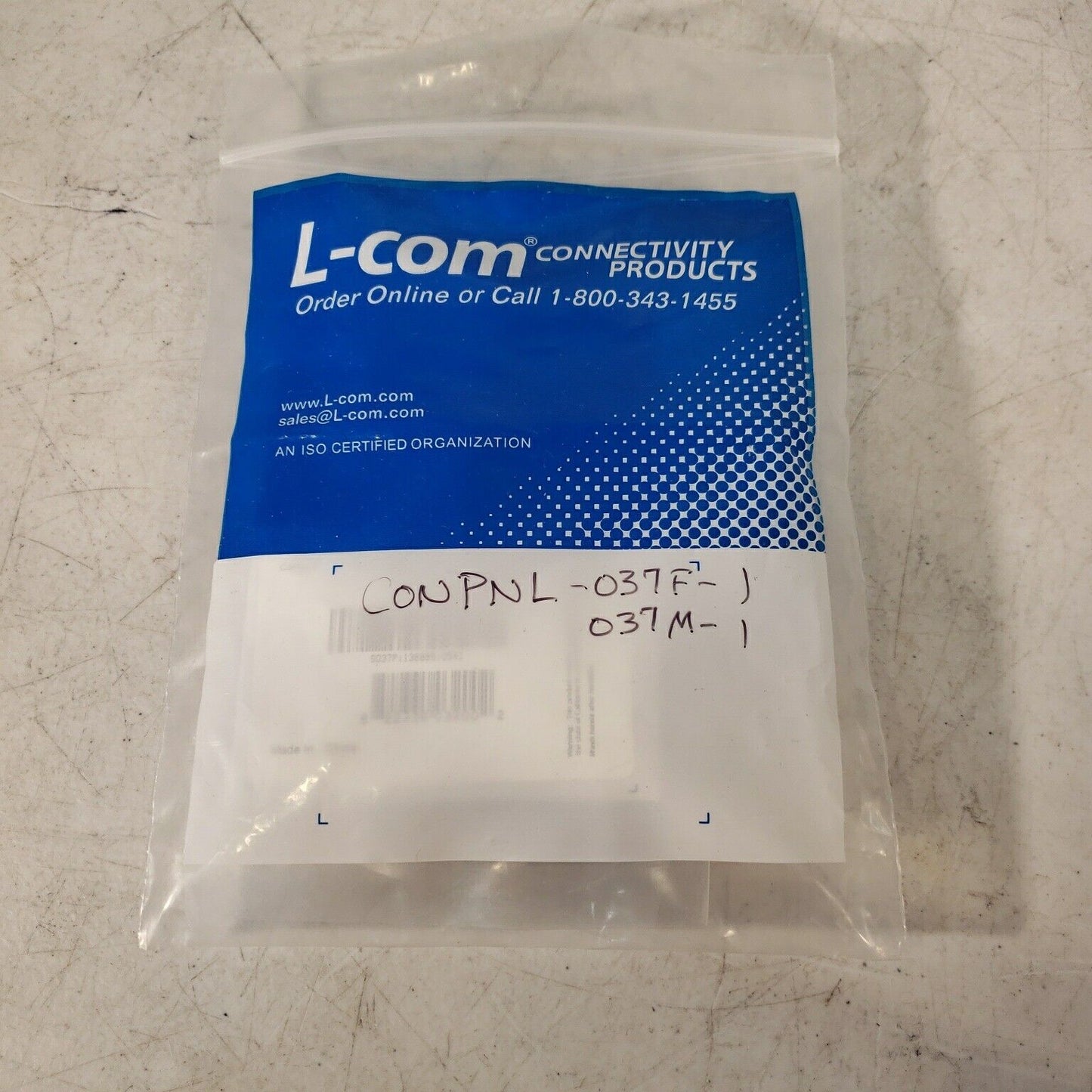 L-com SD37P 37 Pin D-sub Male & Female Connectors