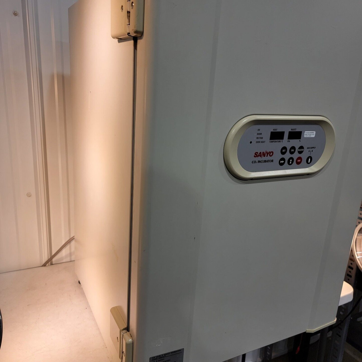 Sanyo MCO-18AIC(UV) CO2 Air Jacketed Incubator UV IR Sensor - Tested