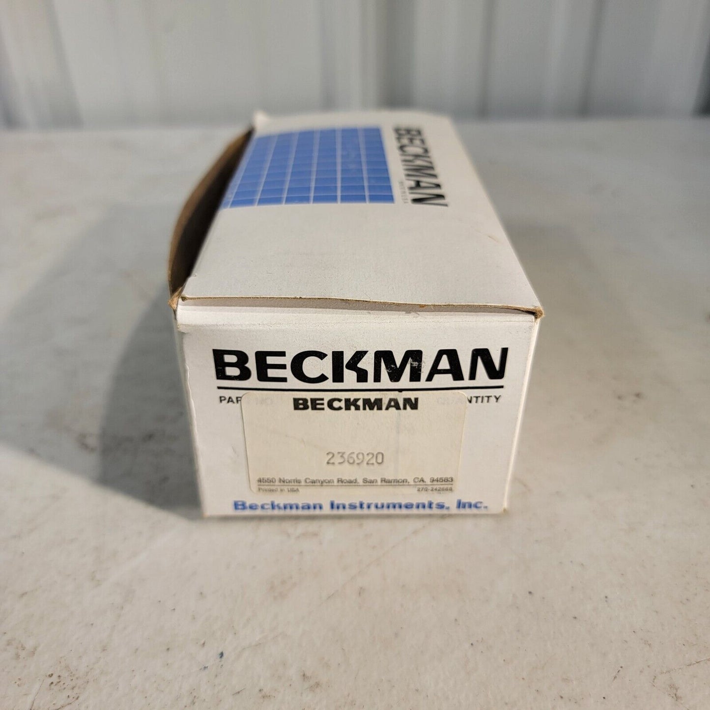 Beckman Cathodeon 236920 Replacement Deuterium UV D2 Bulb w/ Mount