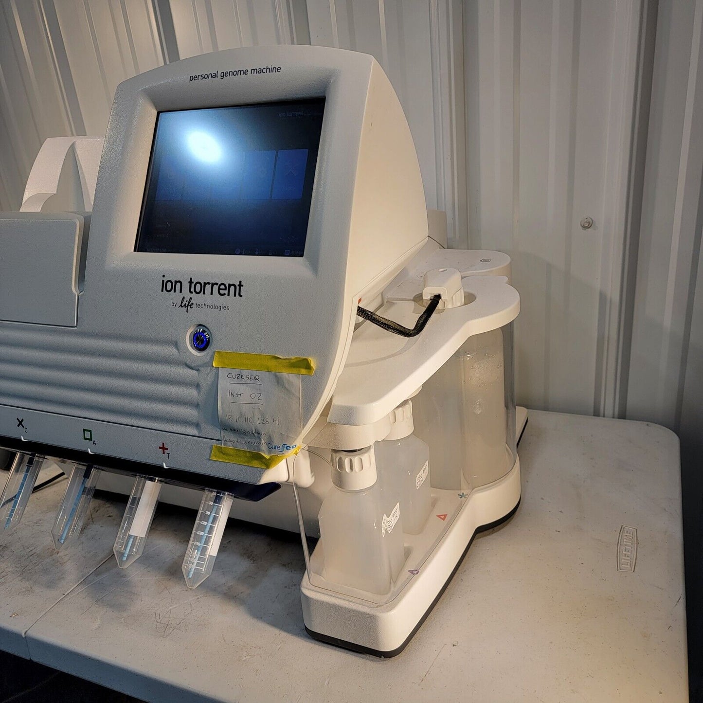 Life Technologies Ion Torrent Personal Genome Machine 7467 w/ 318D Chip