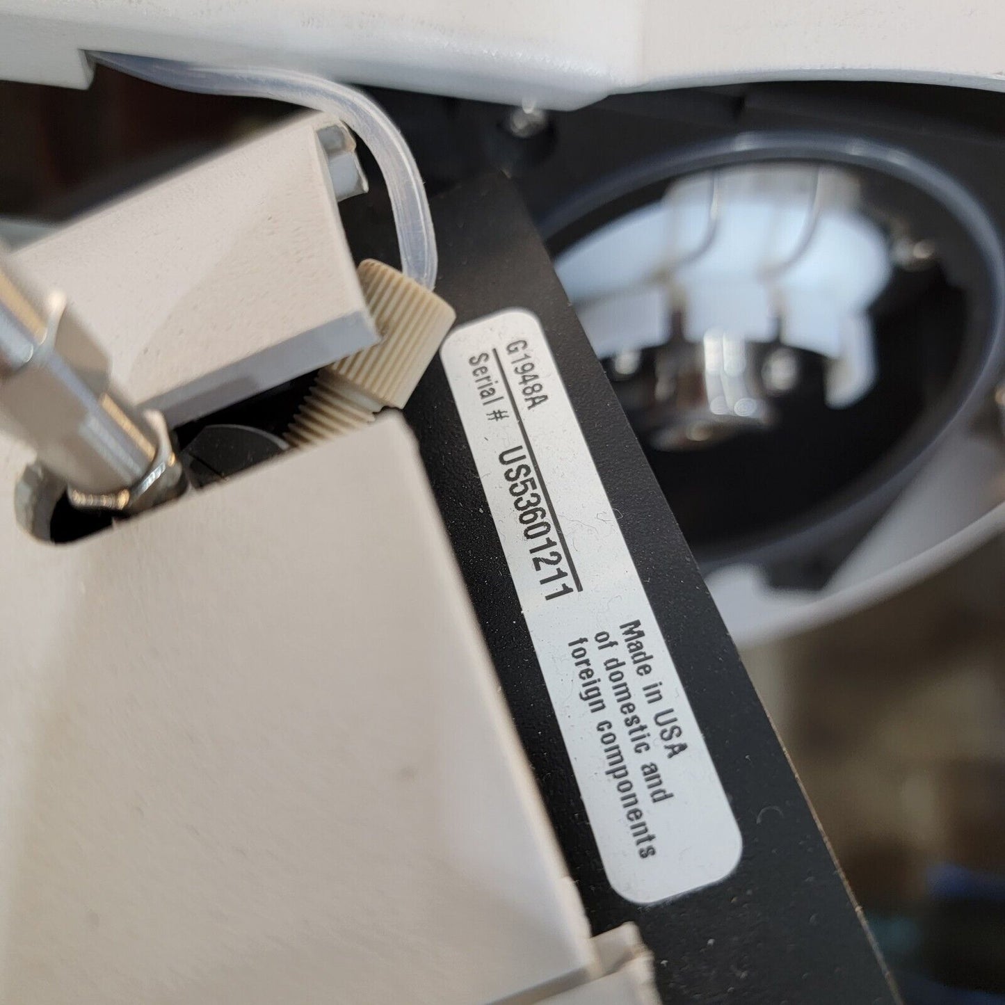 UNTESTED Agilent LC/MSD Trap SL Mass Detector Chromatography High Vacuum G2445D