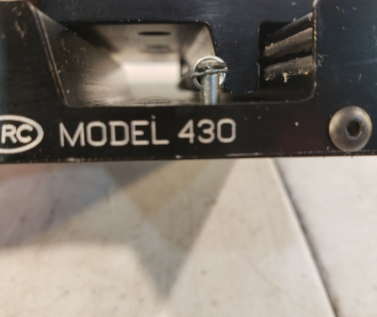 NRC Newport Model 430 Linear 3" x 4" Positioner Stage