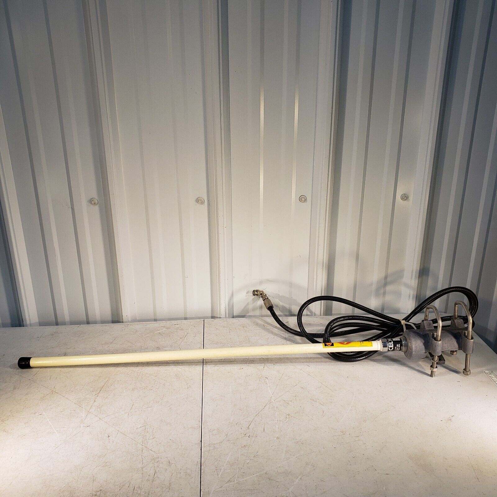 CelWave RFS 449471 MHz Unity Gain Fiberglass Omni Directional Antenna