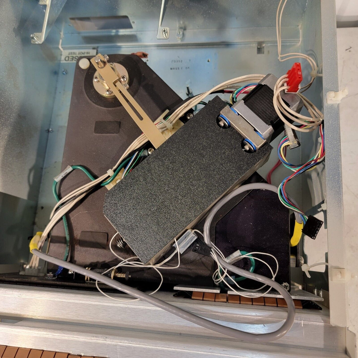 PARTS Thermo Electron Surveyor UV/VIS Plus Detector Frame Case and Monochromator