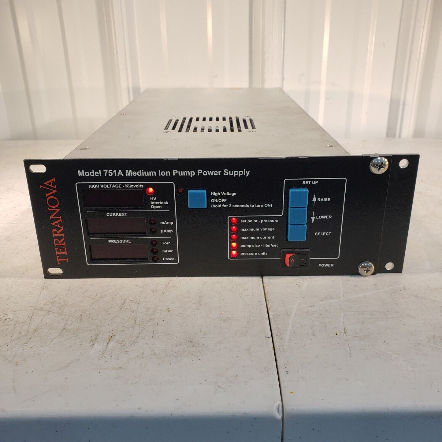 Terranova 751A Medium Ion Pump Power Supply 100-240VAC, 50-60Hz, 100VA